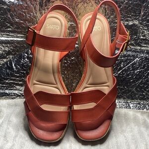 Sarto Women's Rust Red Slingback Platform Sandals